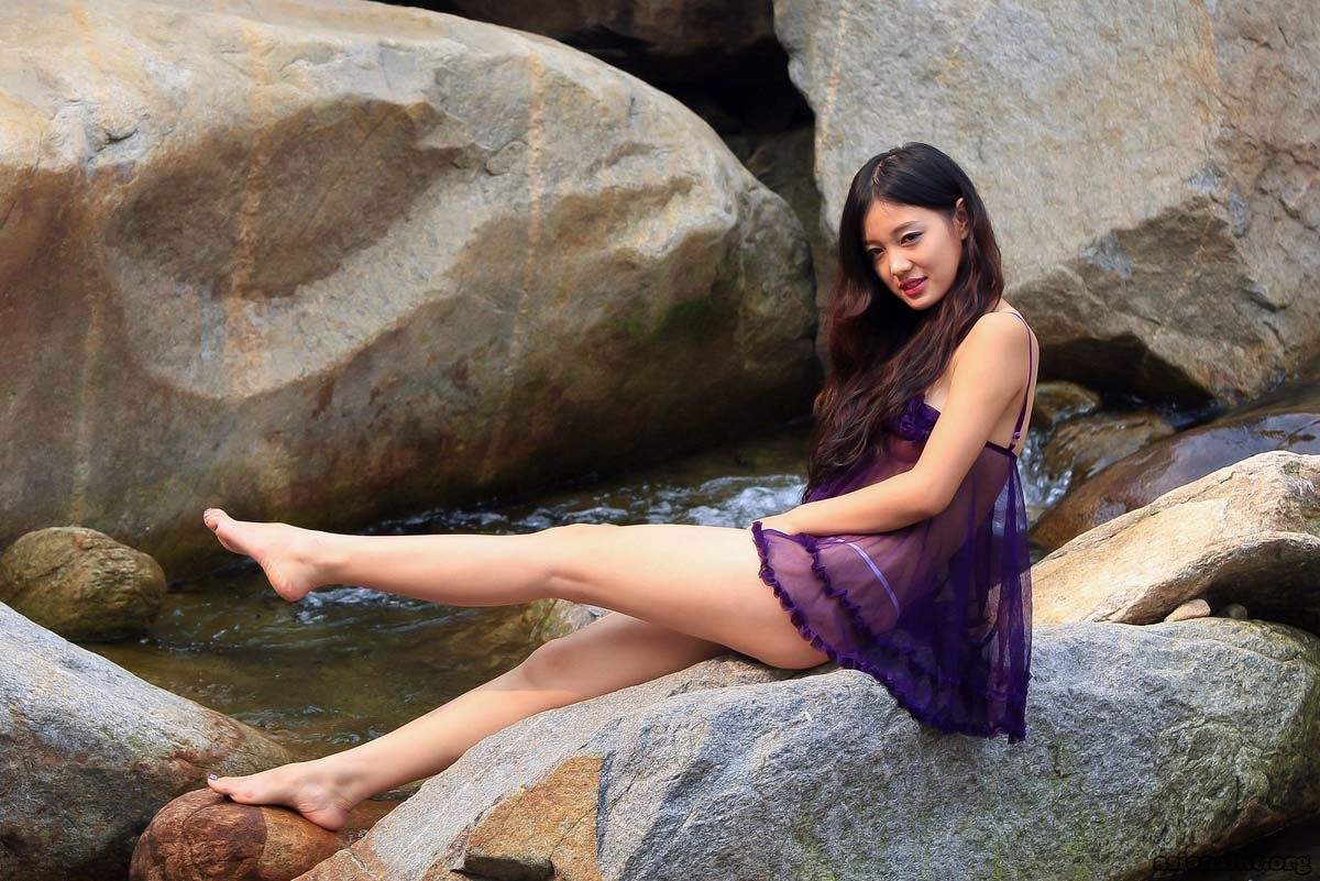 Beautiful Asian Nudes Outdoors - Beautiful Chinese girl lin ziyan outdoor nude pics | ASIAN SLUT